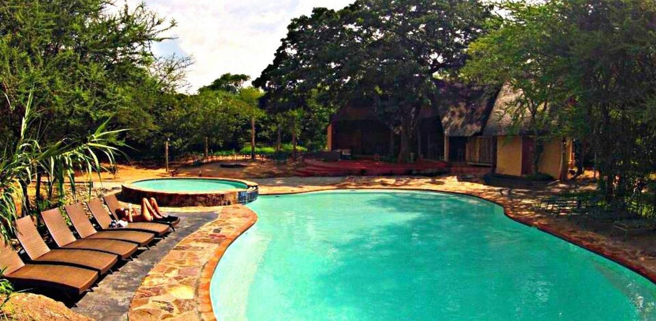 Kwalape Safari Lodge Kasane Exterior photo