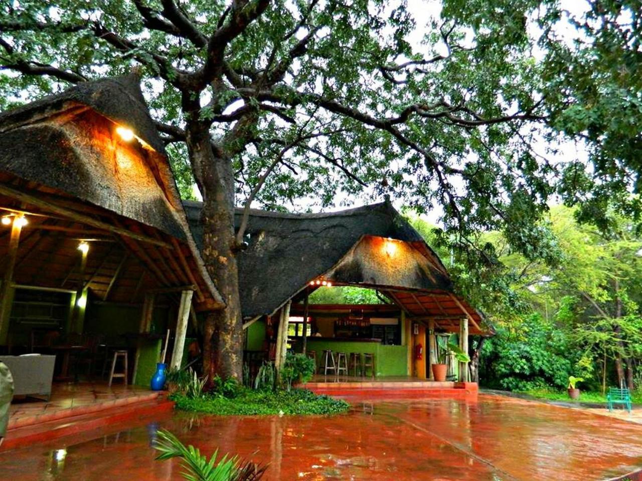 Kwalape Safari Lodge Kasane Exterior photo
